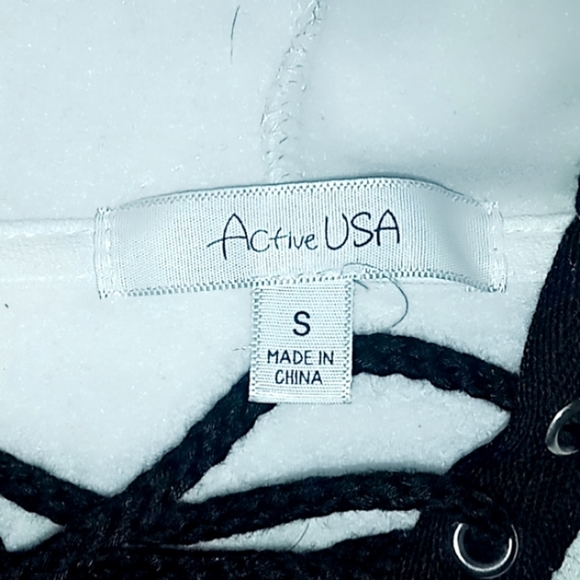 Top - Picture 2 of 2